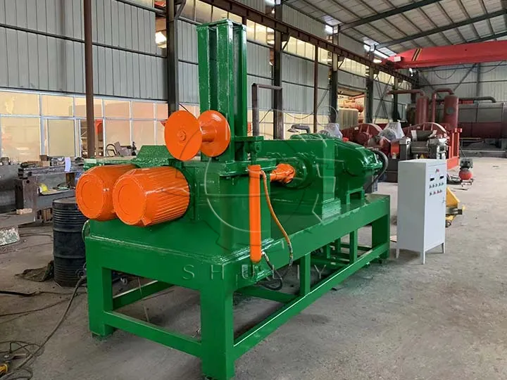 OTR tire wire removal machine