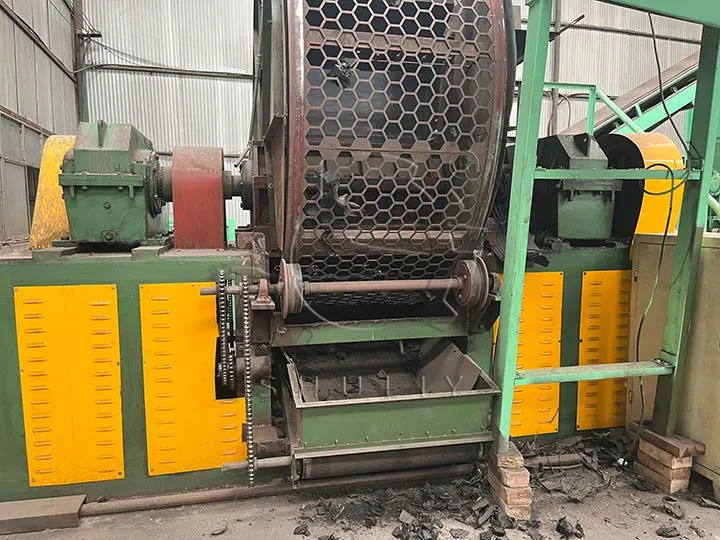 tire recycling shredder