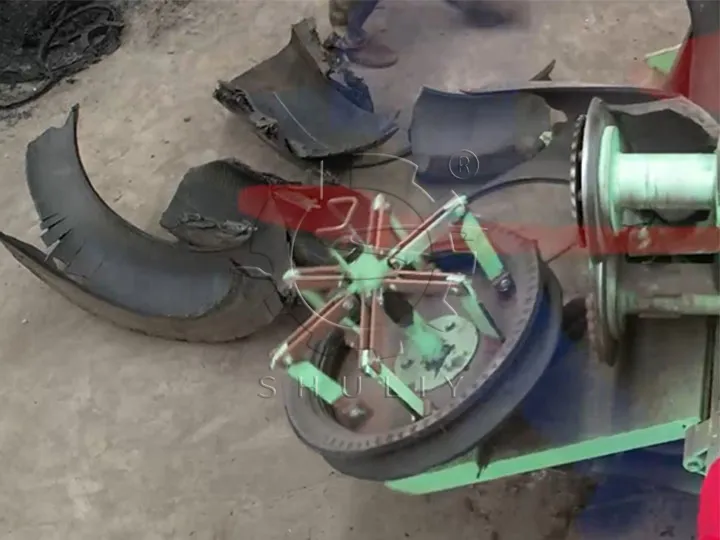 타이어 비드 제거 및 커터 기계의 처리 효과