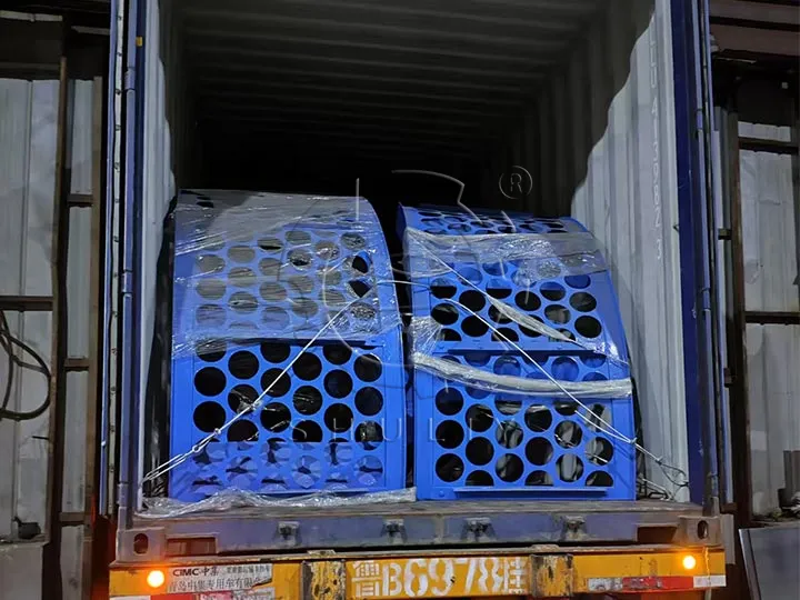 tire shredder loading